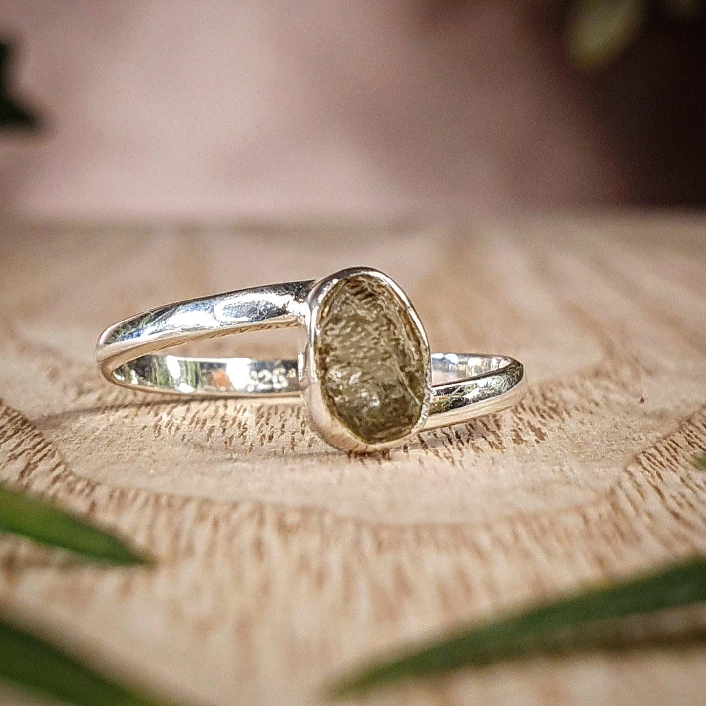 Moldavite Ring - S 7 (mx445)