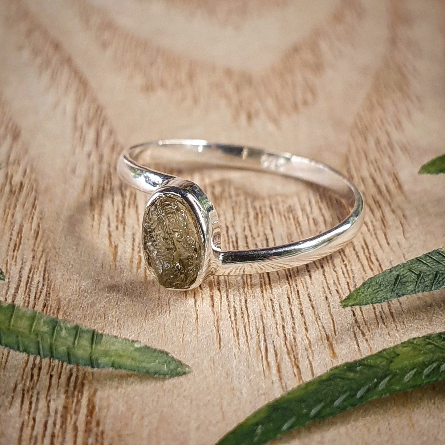 Moldavite Ring - S 7 (mx445)