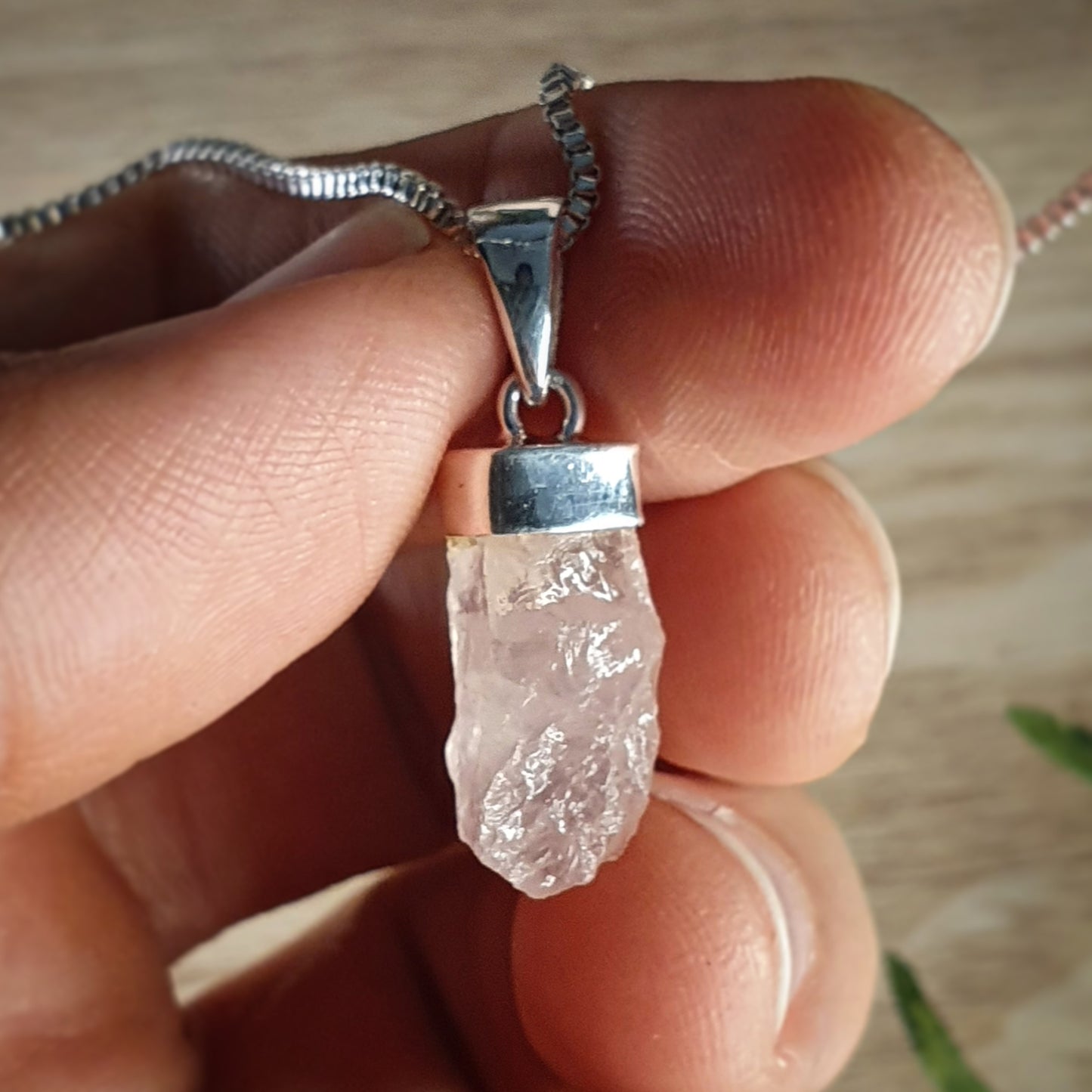 Rose Quartz Pendant (mx593)
