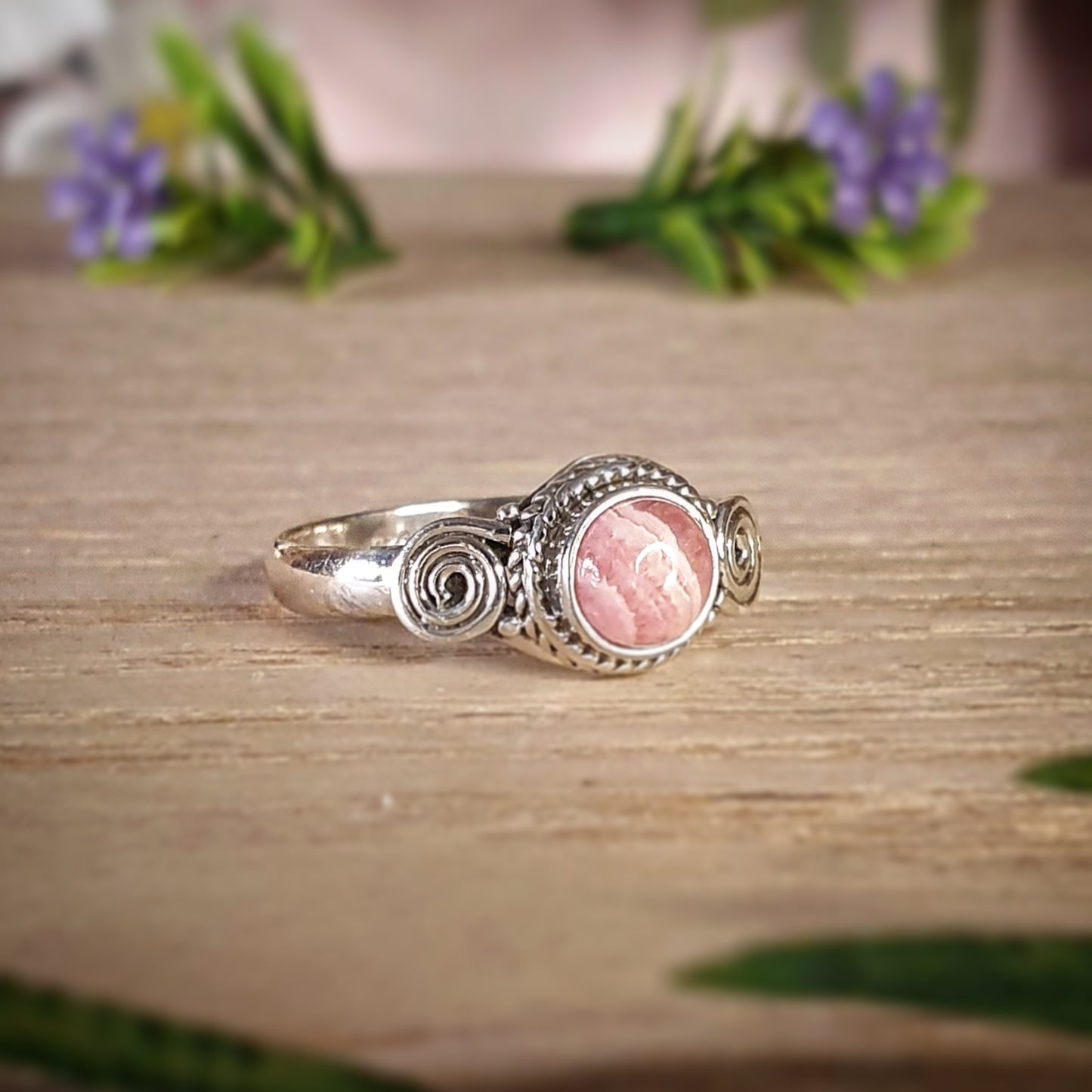 Rhodochrosite Ring - size 8 (mx640)