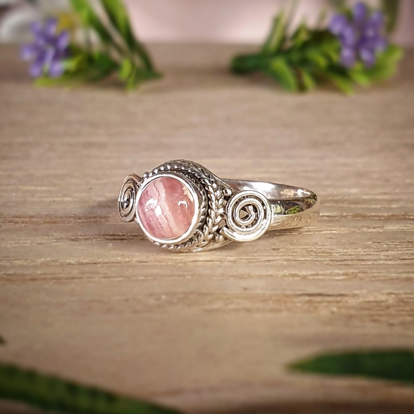 Rhodochrosite Ring - size 8 (mx640)