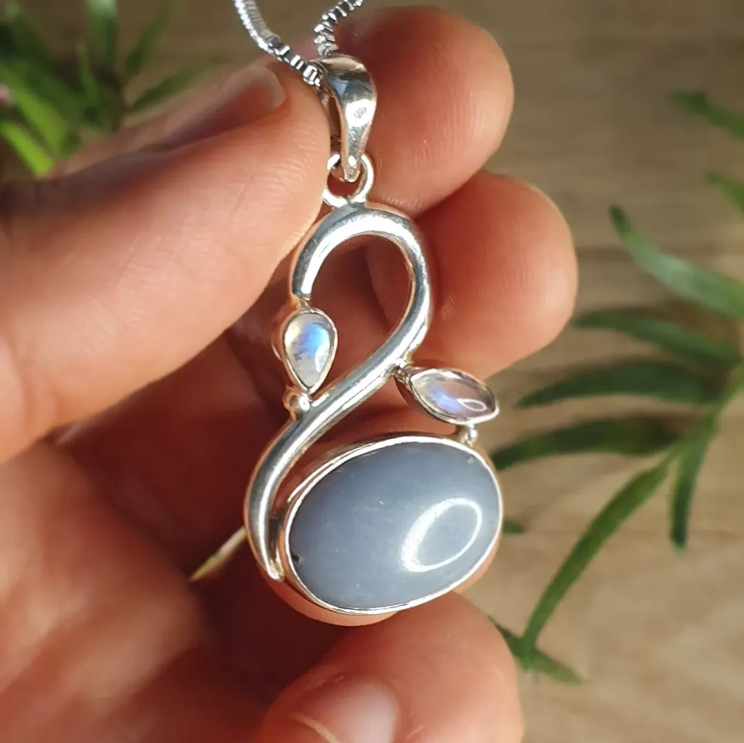 Angelite and Moonstone Pendant (mx813)