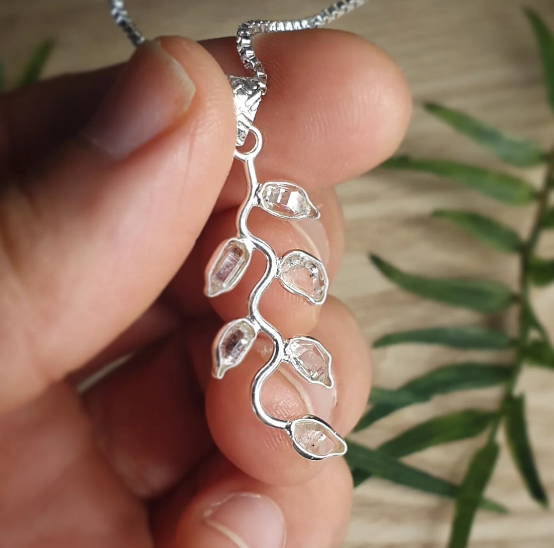 Herkimer Diamond Pendant (mx831)