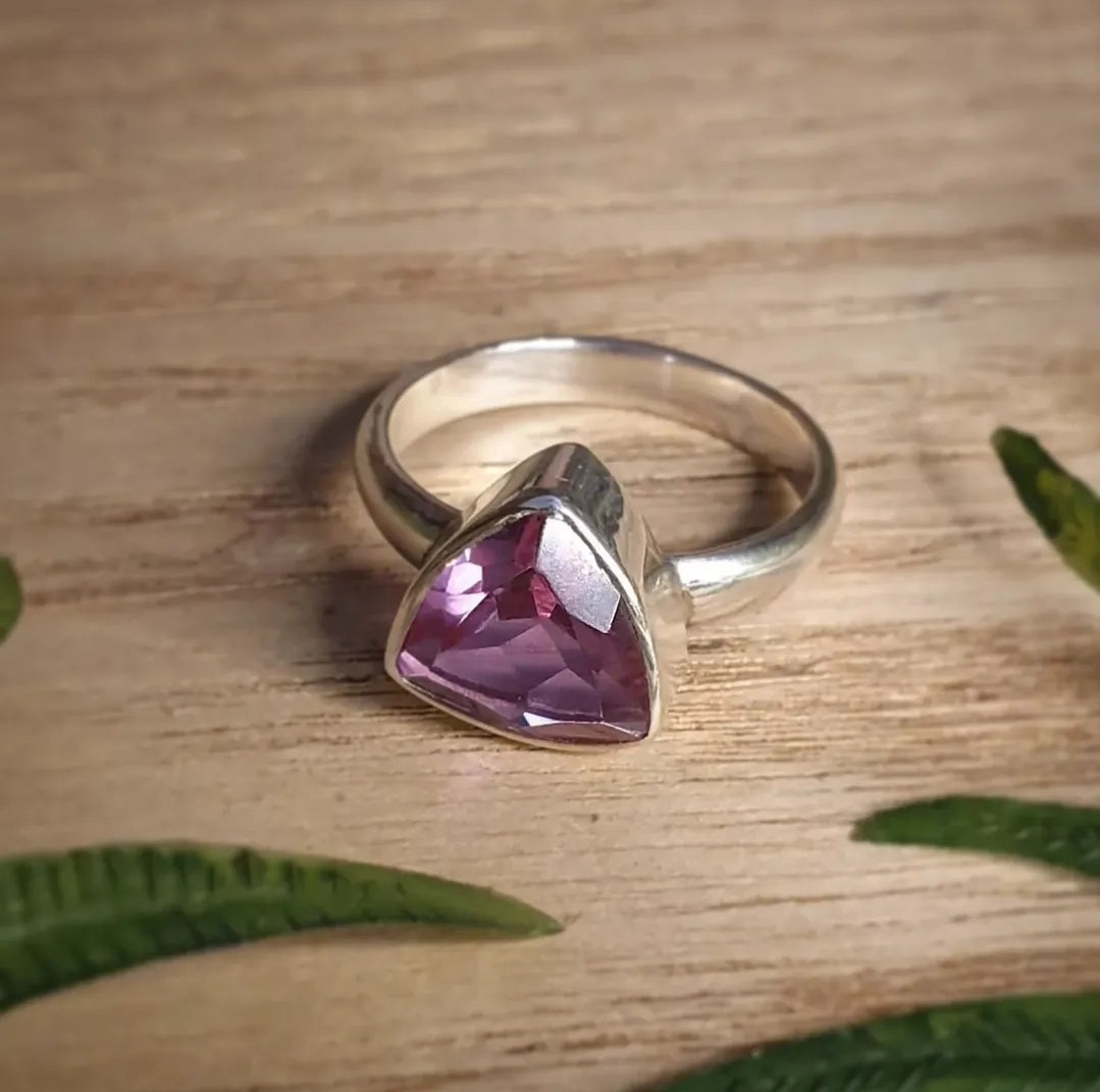 Alexandrite Ring - Size 7 (mx836)