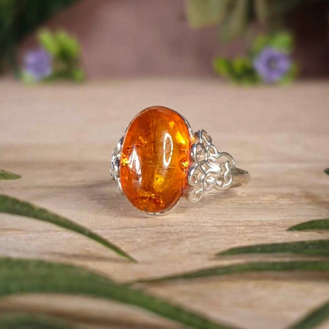 Amber Ring - Size 7 (mx871)