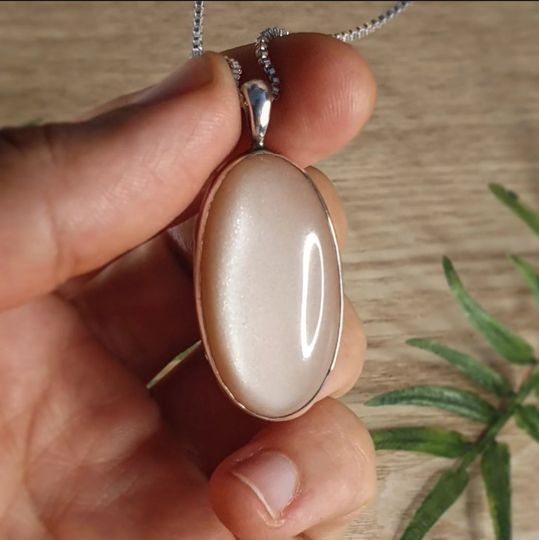 Peach Moonstone Pendant (mx856)