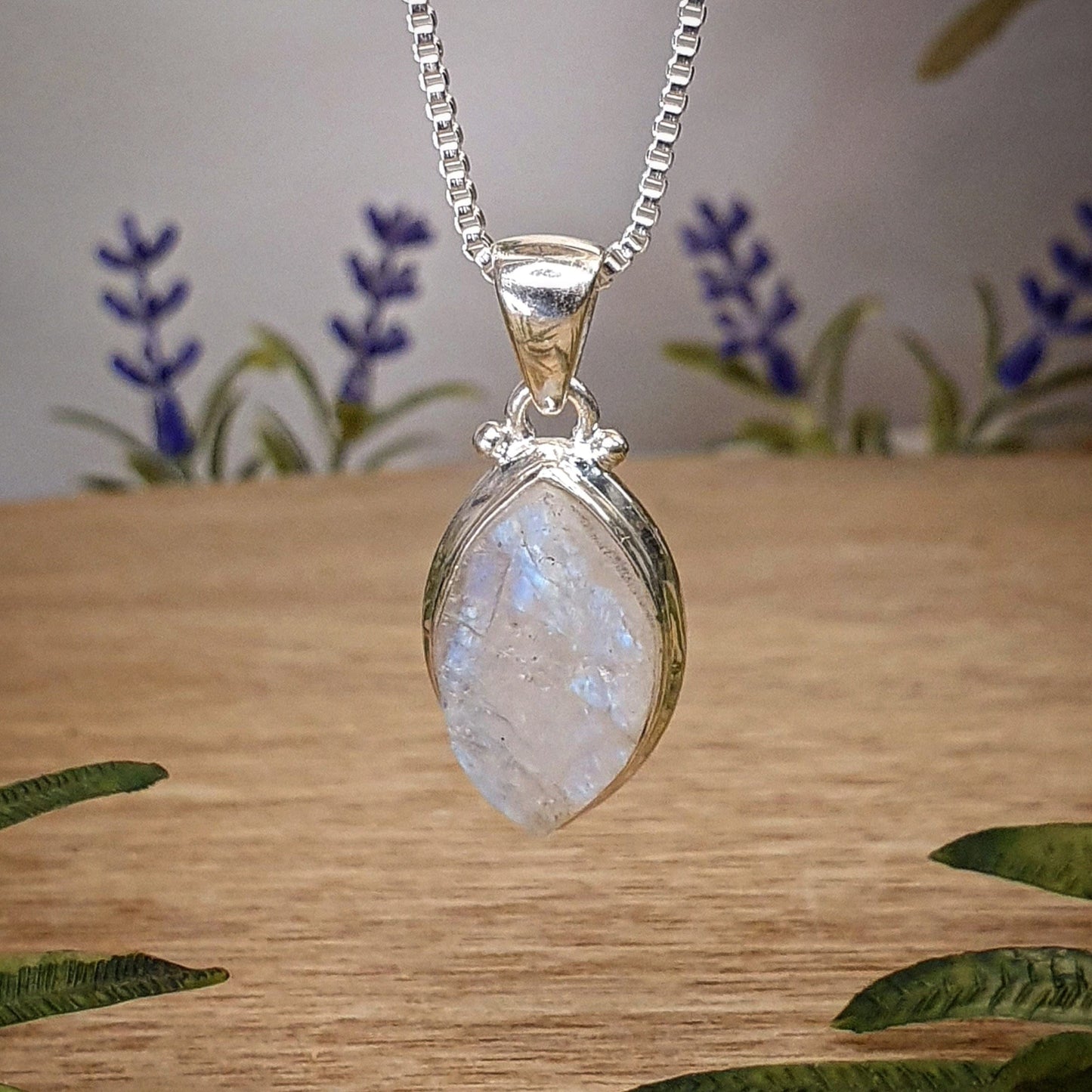 Moonstone Pendant (ZX062)