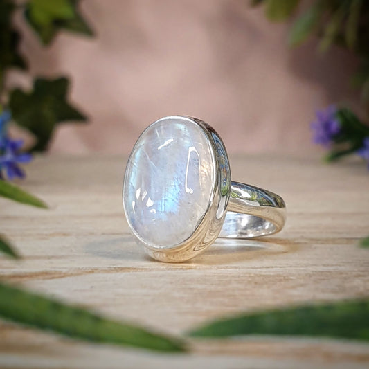 Moonstone Ring - Size 6 (MX454)