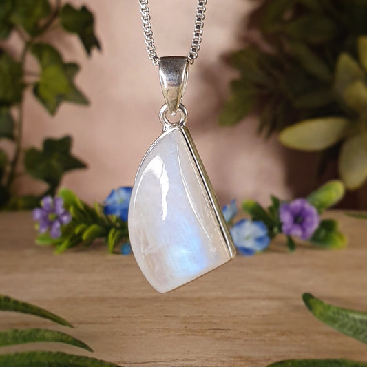 Moonstone Pendant (mx469)