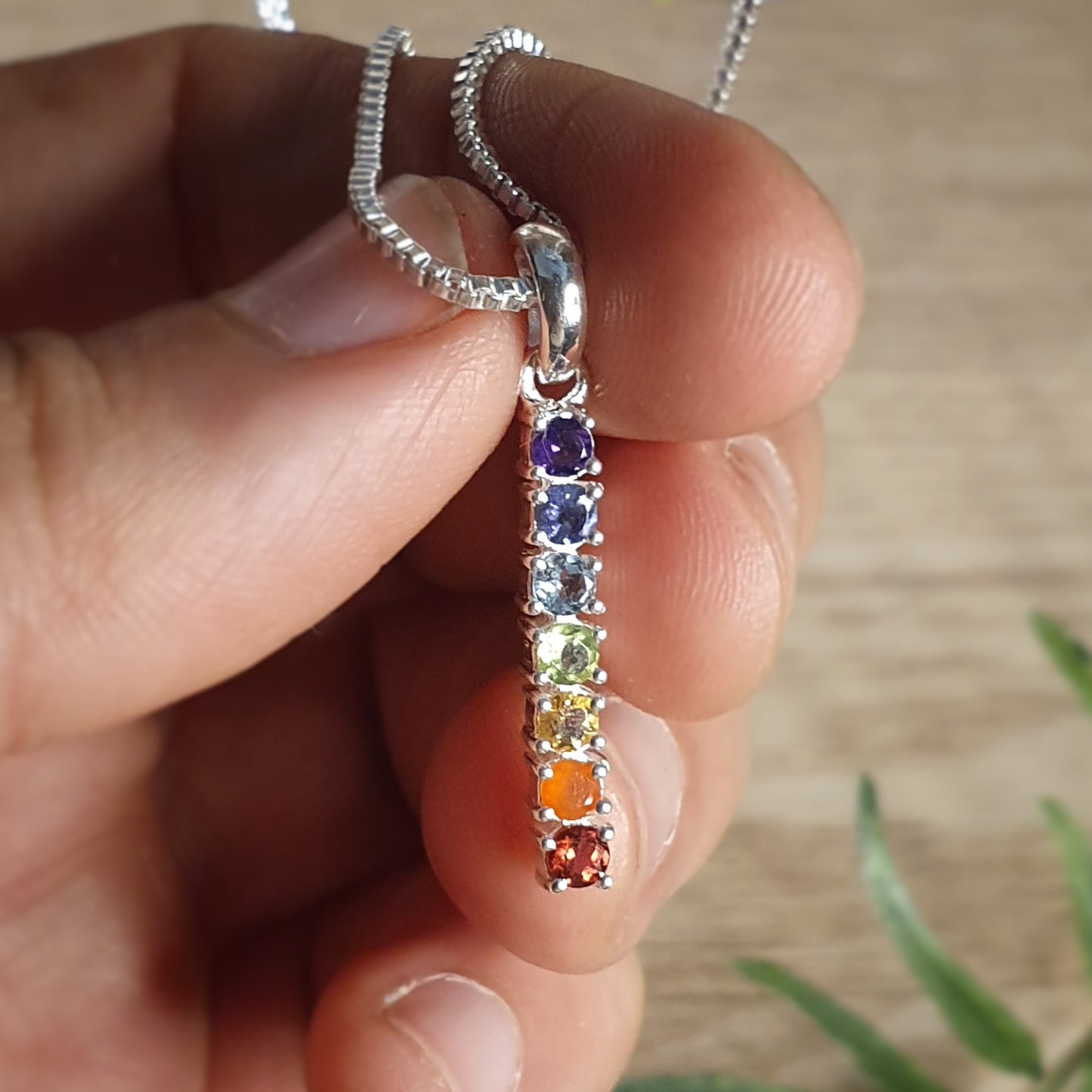 7 Chakras Pendant (mx492)