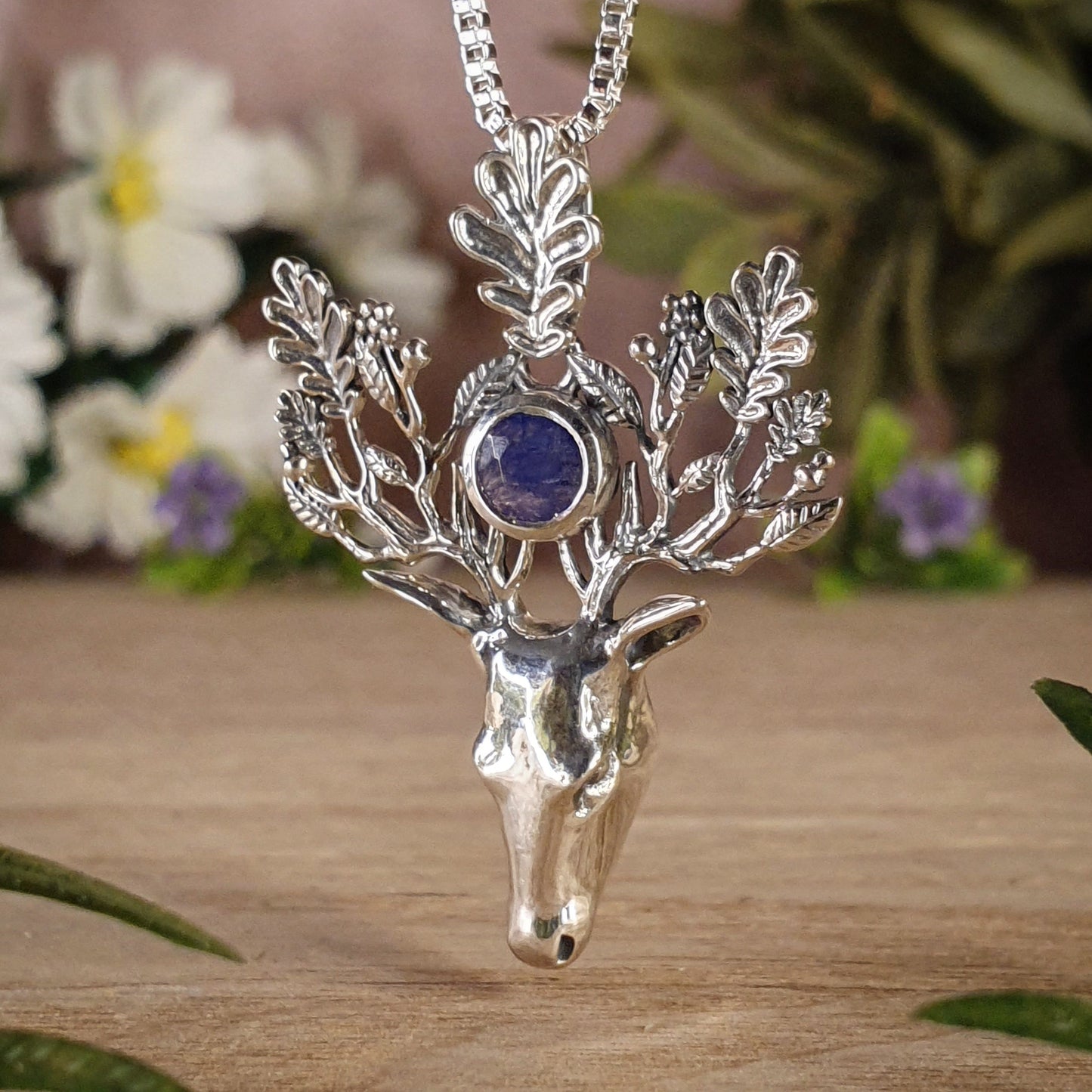 Sapphire Deer Pendant (mx572)