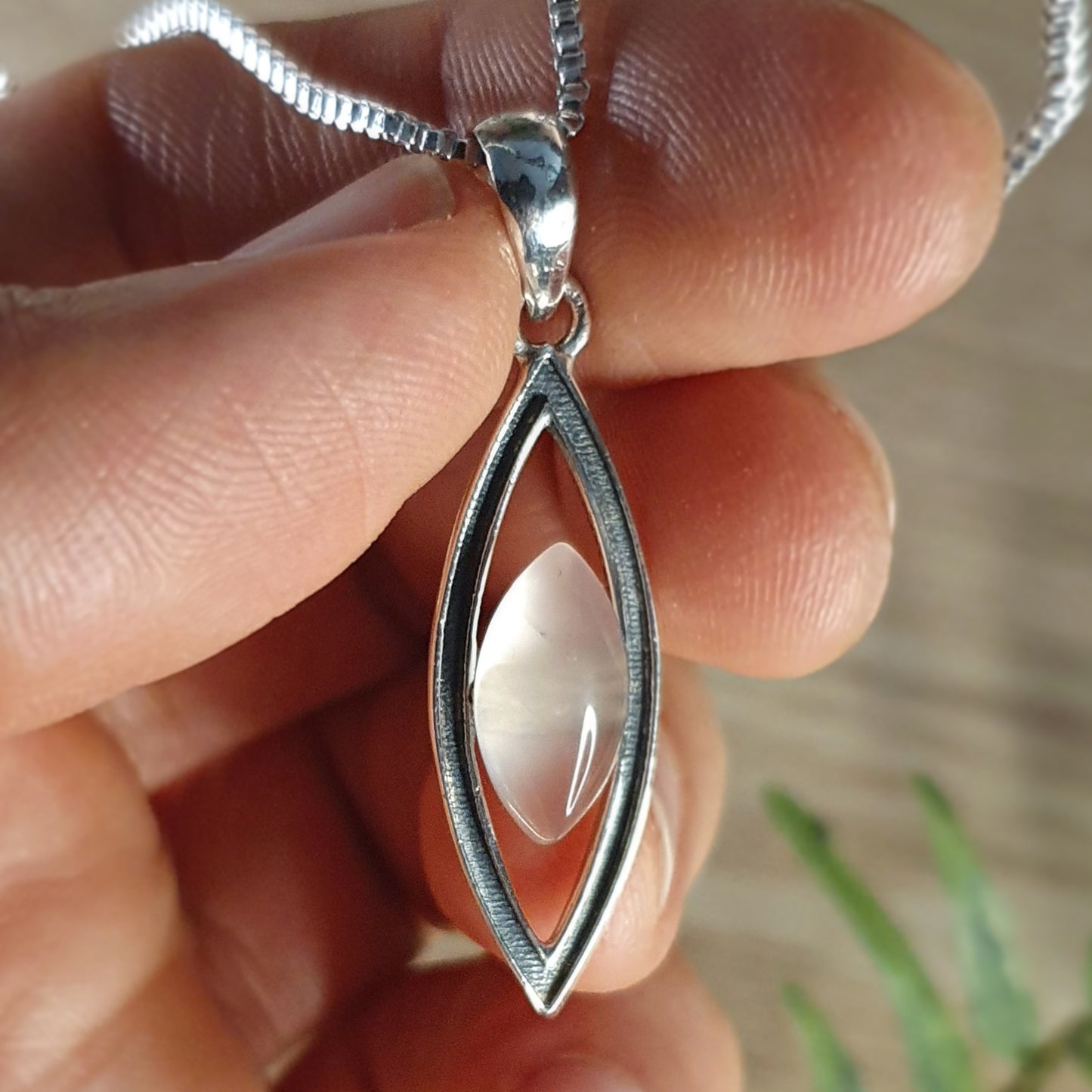 Rose Quartz Pendant (mx794)