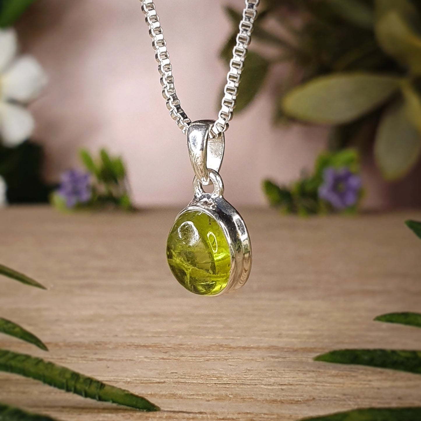 Green Tourmaline Pendant (mx726)