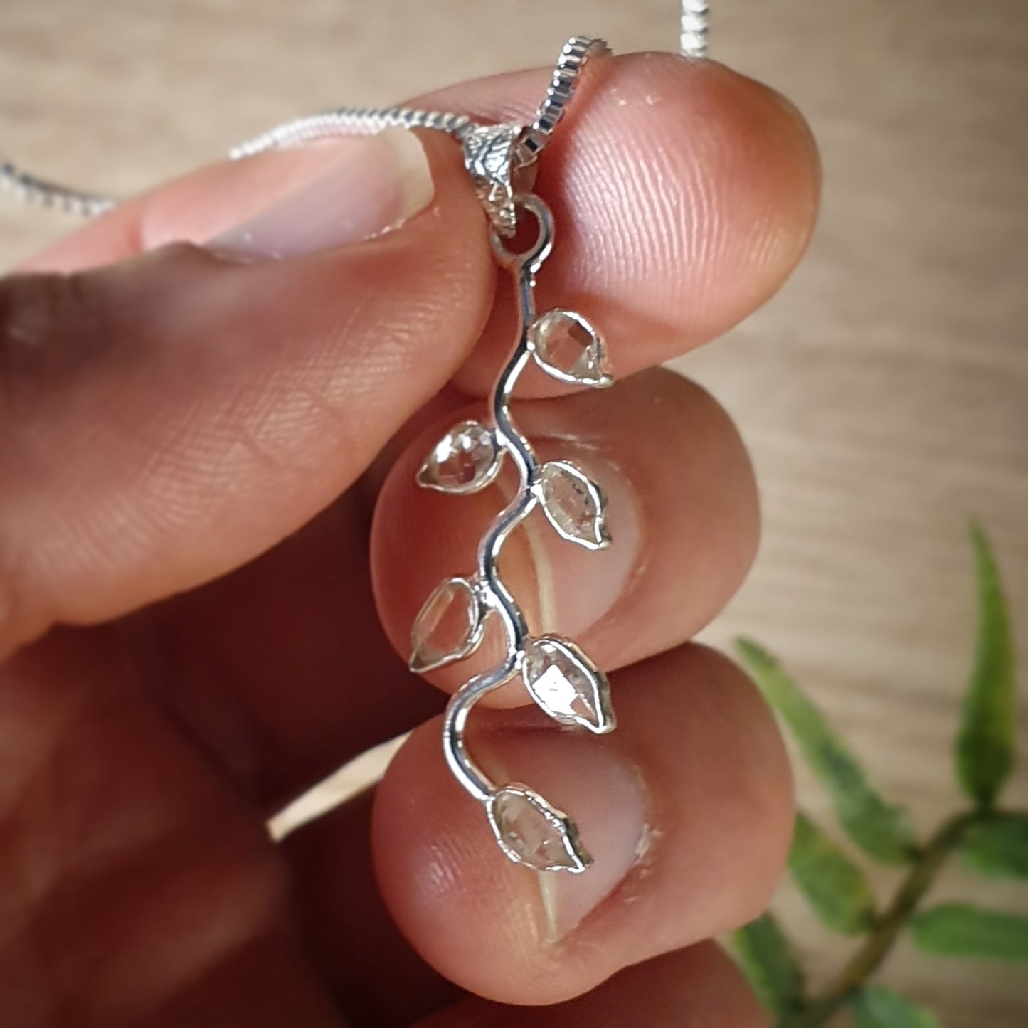 Herkimer Diamond Pendant (mx770)