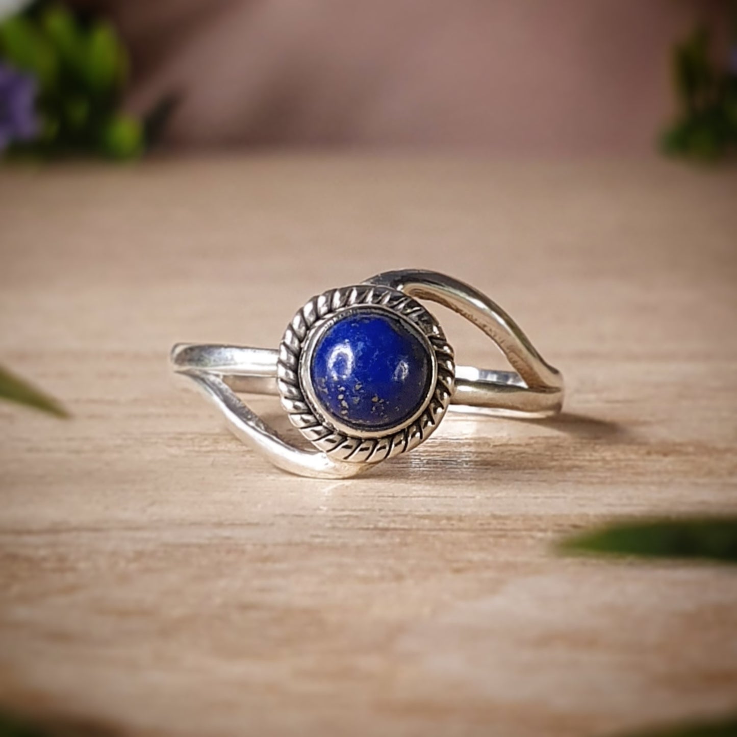 Lapis Lazuli Ring - Size 6.5 (mx768)