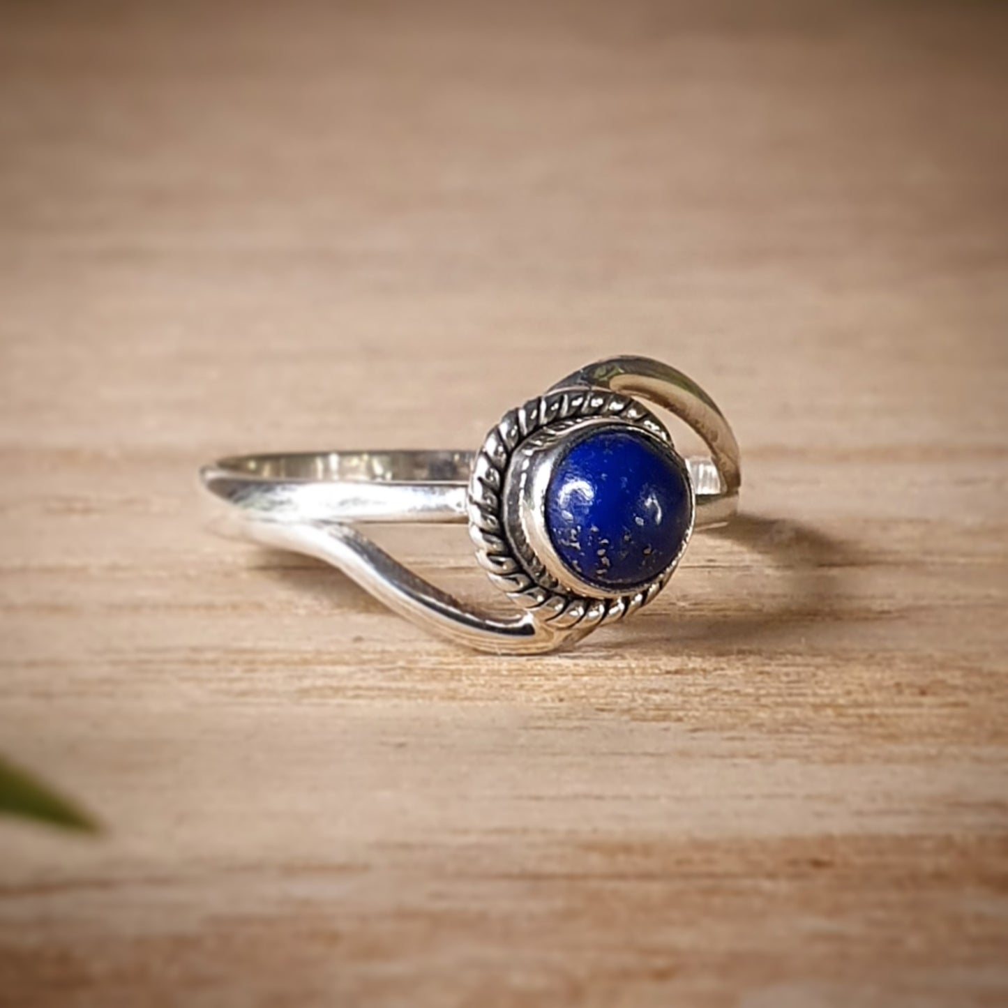 Lapis Lazuli Ring - Size 6.5 (mx768)