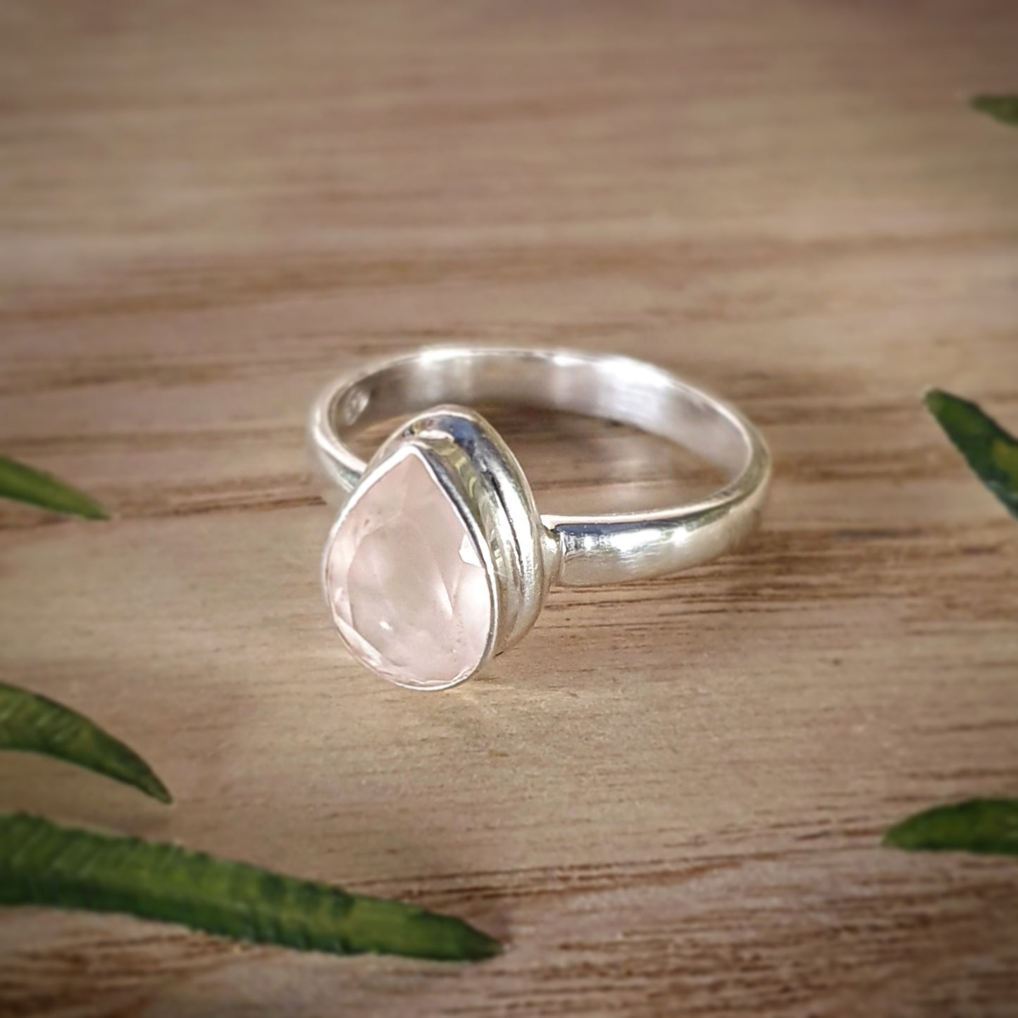 Rose Quartz Ring - Size 8.5 (mx788)