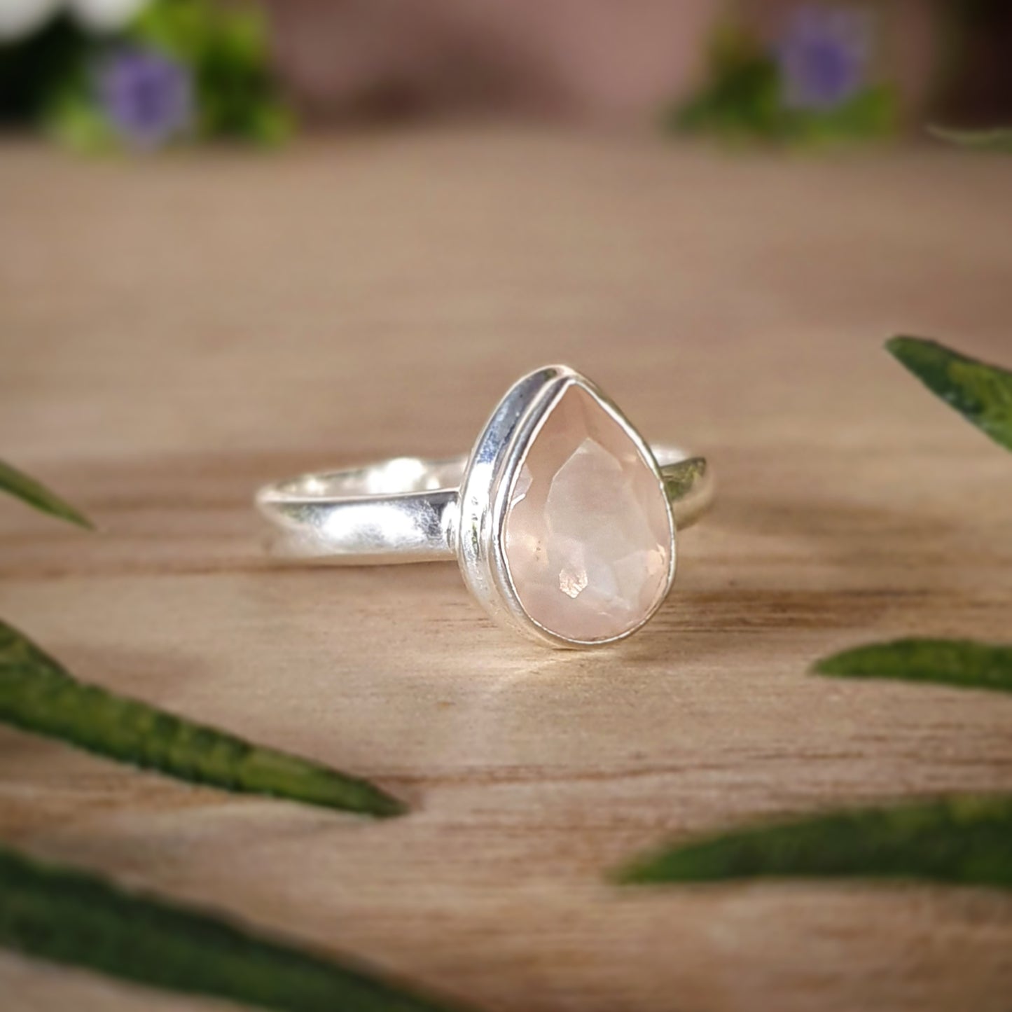 Rose Quartz Ring - Size 8.5 (mx788)