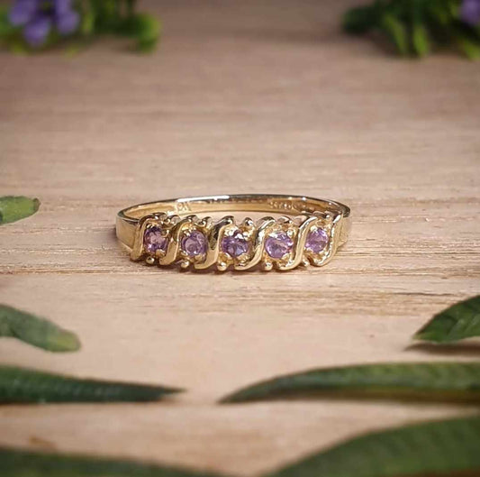 Gold Ring 9ct with Amethyst