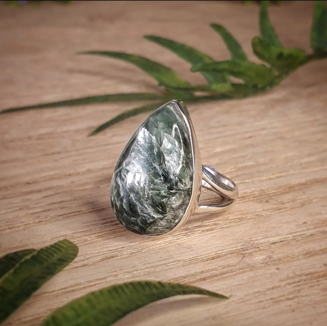 Seraphinite Ring - Size 8 (mx853)