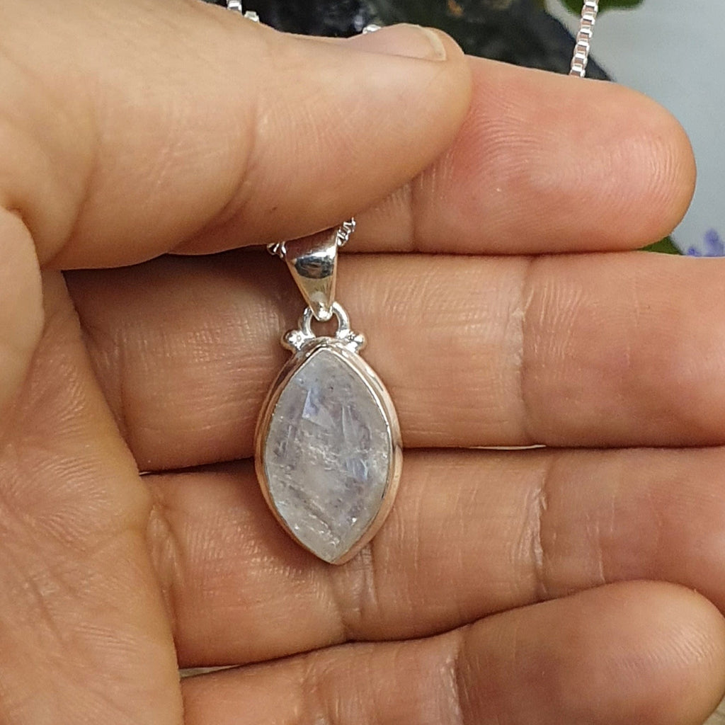 Moonstone Pendant (ZX062)